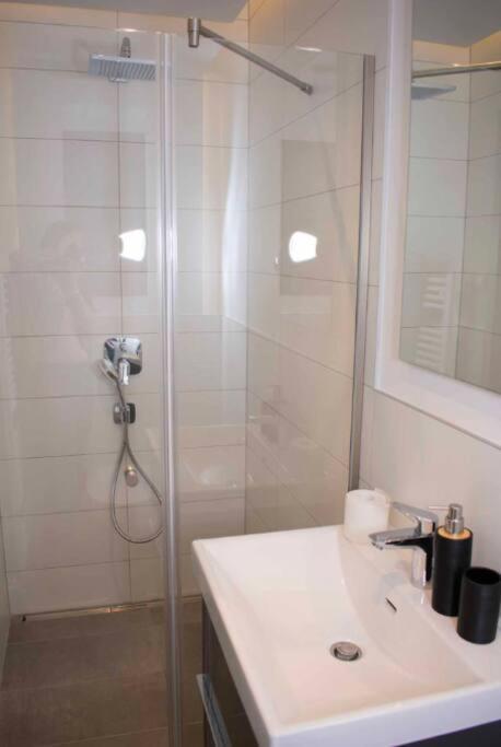 Luxury Cozy 2 Bdr Downtown Apt.2 Budapest Exterior photo